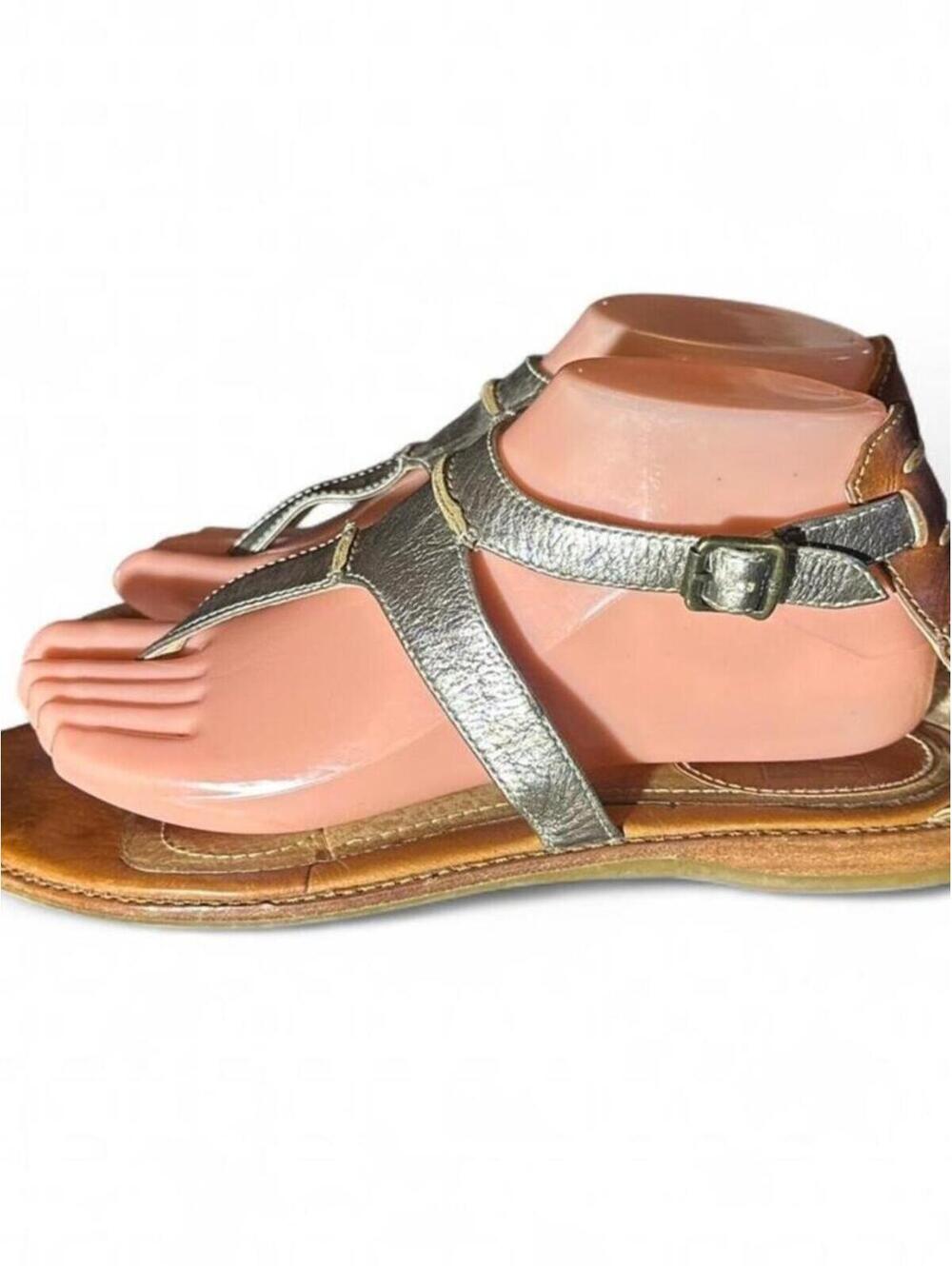 FRYE Ali Seam Flat Thong Sandals Brown Bronze Leather T-Strap Size 8M